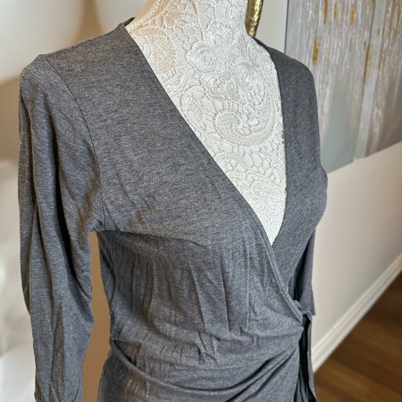 French Connection Grey Wrap Dress Sz. 8 - Picture 5 of 5